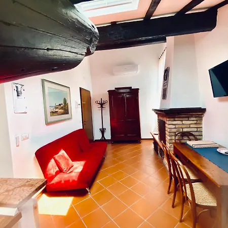 Dietro Le Volte Apartment